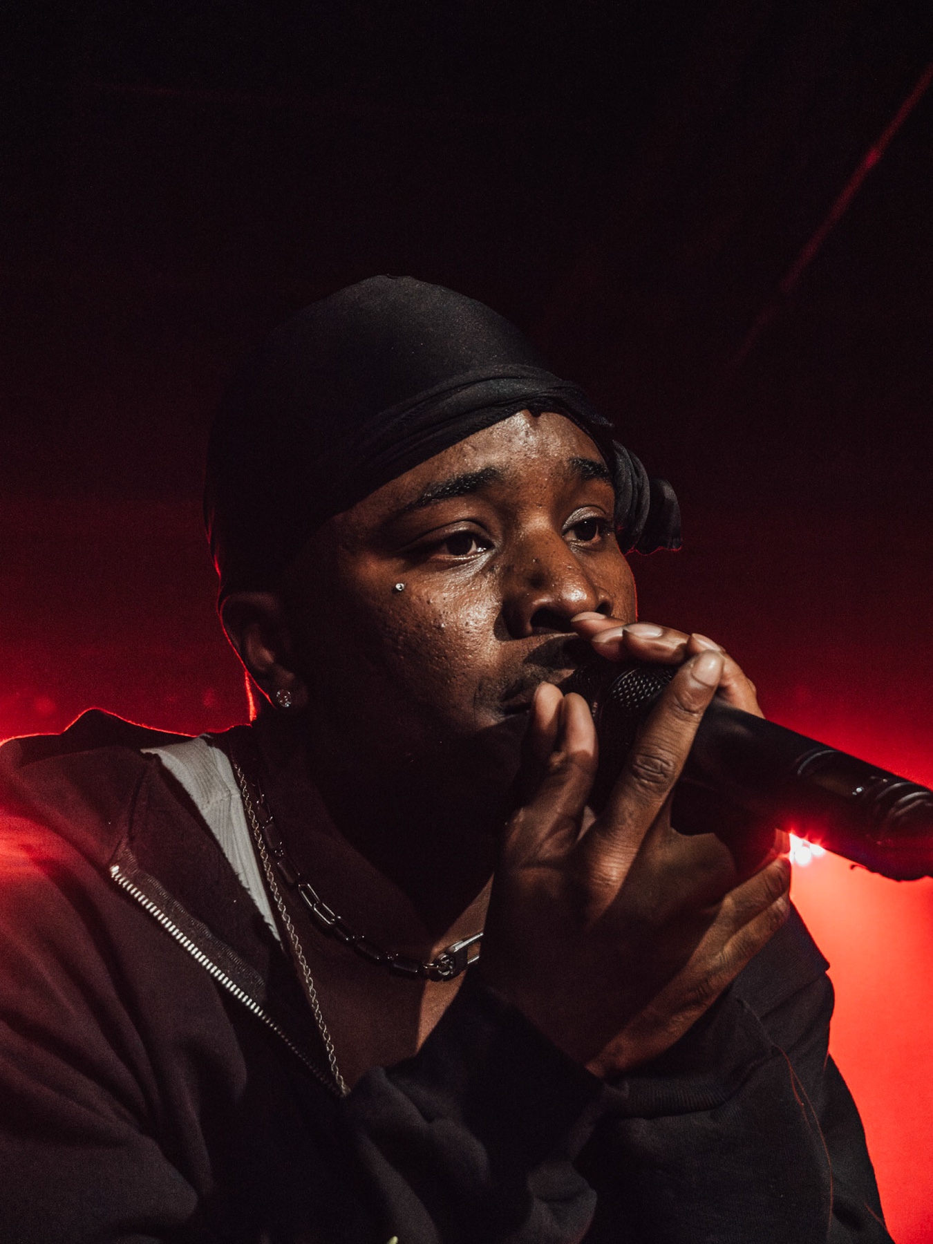 IDK performing live